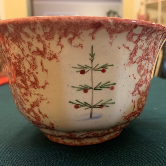 Molly Dallas splatterware Christmas themed 2pc gravy boat And bowl included - Picture 2 of 9